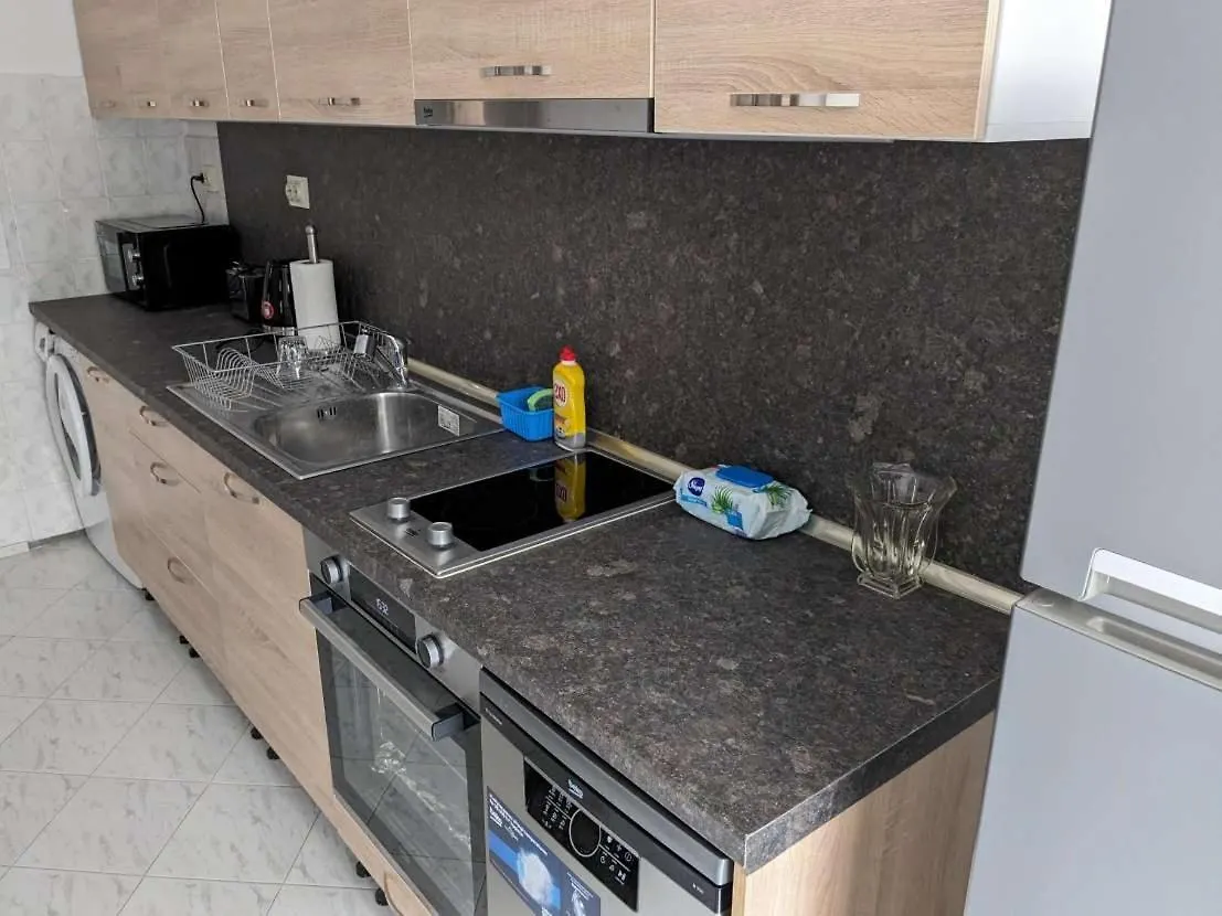 Lazur Apartment Burgas
